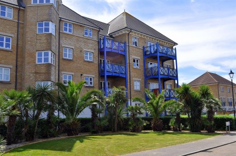 View Full Details for Callao Quay, Sovereign Harbour North, Eastbourne