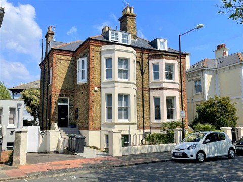 View Full Details for 14, Lismore Road, Eastbourne