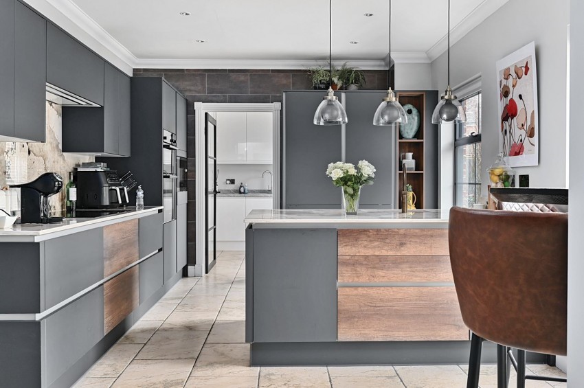 Images for Auckland Quay, Eastbourne