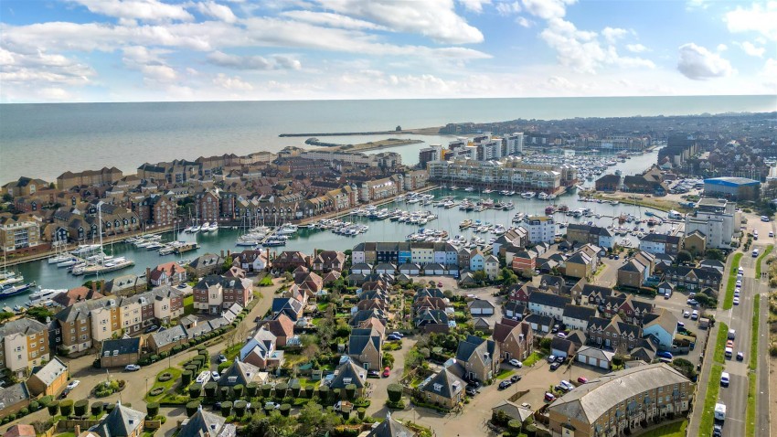 Images for Auckland Quay, Eastbourne