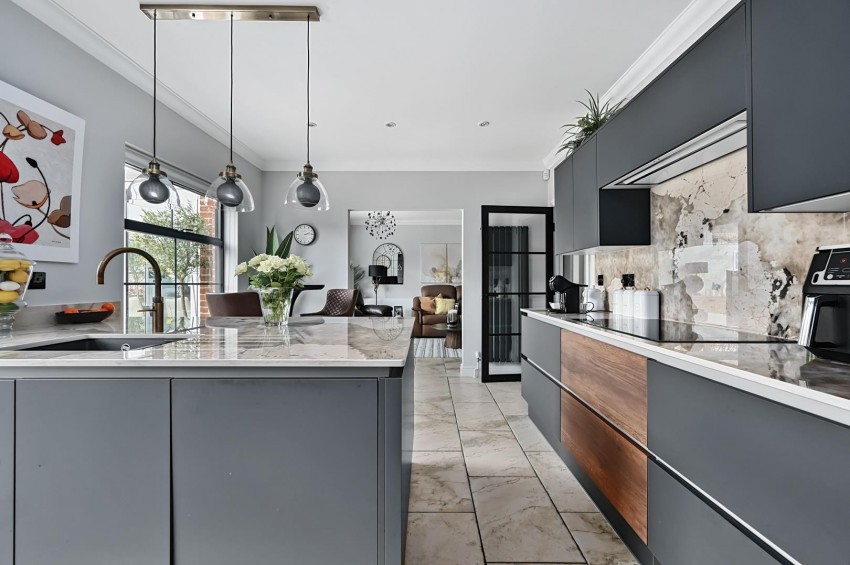 Images for Auckland Quay, Eastbourne