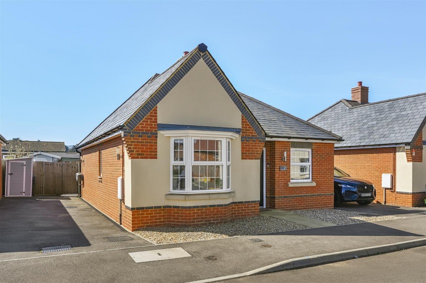 Images for 21 Pendine Gardens, Lower Willingdon, Eastbourne