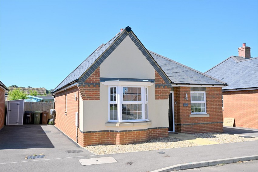 Images for 21 Pendine Gardens, Lower Willingdon, Eastbourne
