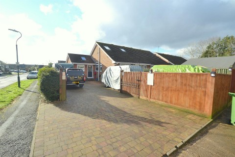 View Full Details for Bramble Drive, Hailsham