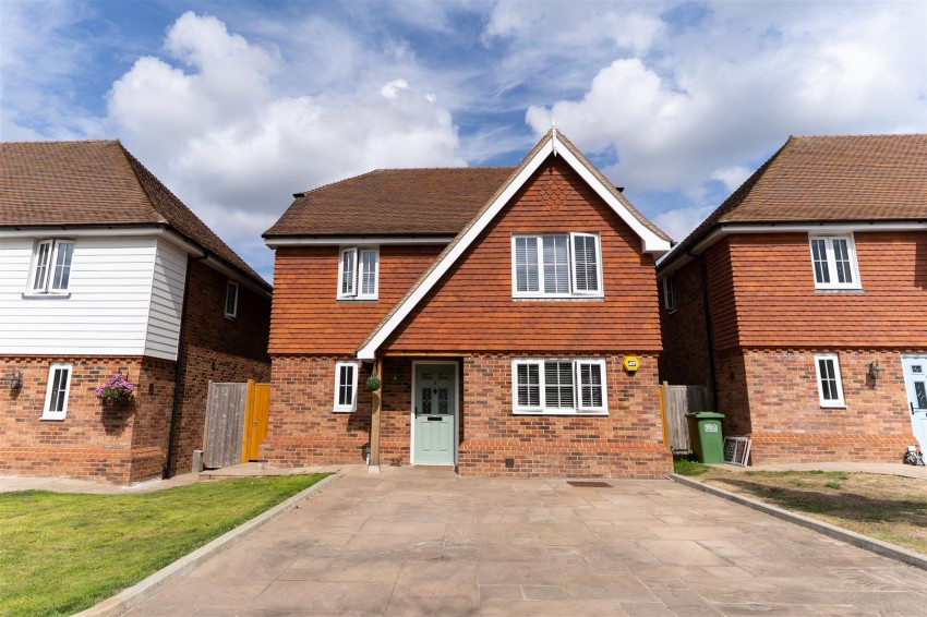 Images for Oakfields, Hailsham