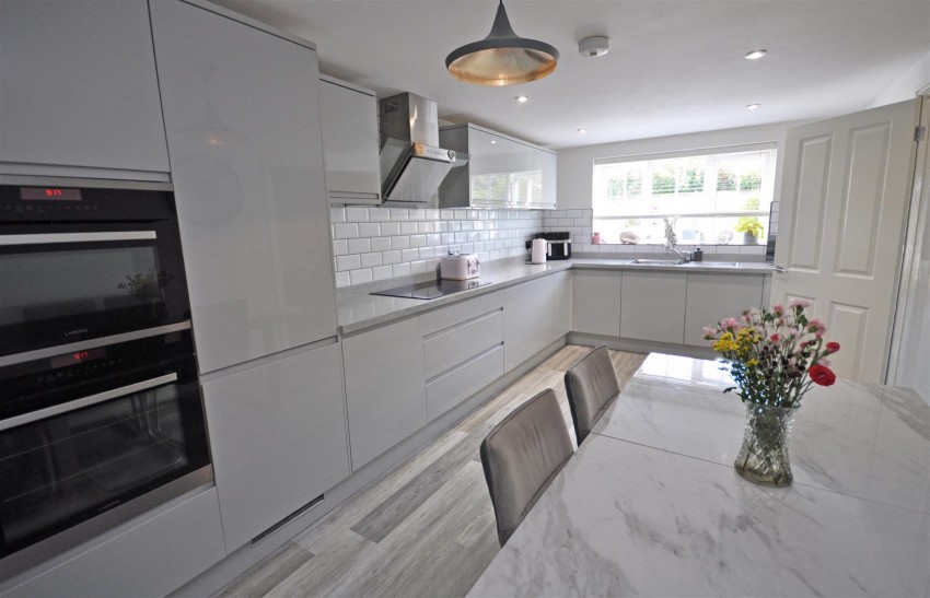 Images for Oakfields, Hailsham