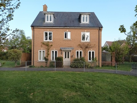 View Full Details for Stanier Street, Hailsham