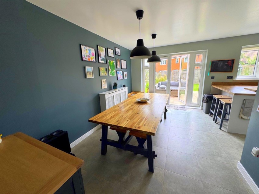 Images for Magnolia Close, Hellingly