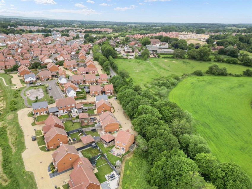 Images for Magnolia Close, Hellingly