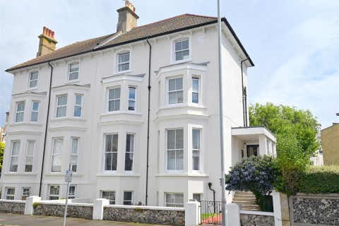 View Full Details for Chiswick Place, West of Town Centre, Eastbourne