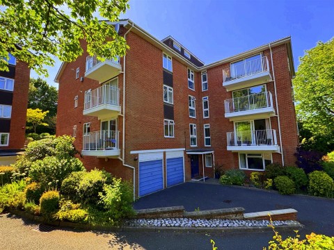 View Full Details for Silverdale Road, Meads, Eastbourne